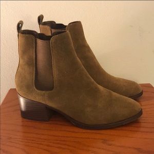 Suede Chelsea Boot